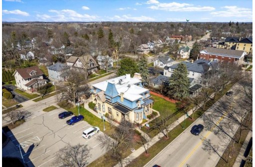 328 West Main Street, Whitewater, WI 53190