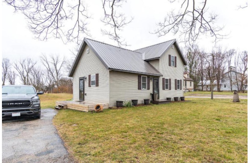 W7068 County Road Zn, Onalaska, WI 54650-9621