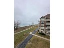 4120 South Lake Drive 367, Milwaukee, WI 53235-5954