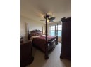 4120 South Lake Drive 367, Milwaukee, WI 53235-5954