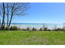 6990 North Barnett Lane, Fox Point, WI 53217-3603