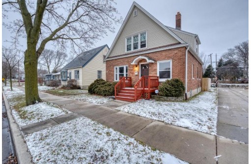 3265 South Griffin Avenue A, Milwaukee, WI 53207