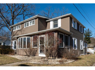 1421 Dodge Street Lake Geneva, WI 53147