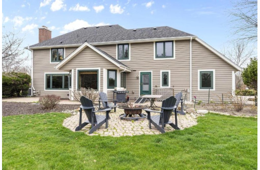 12104 North Silver Avenue, Mequon, WI 53097