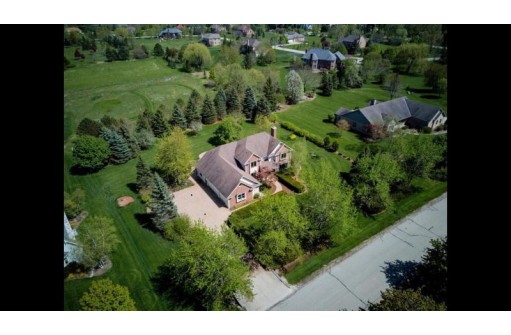 12104 North Silver Avenue, Mequon, WI 53097