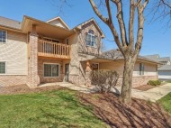 4939 West Maple Leaf Circle