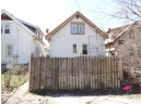 5232 North 34th Street, Milwaukee, WI 53209-4702