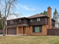 7049 North Fairchild Circle