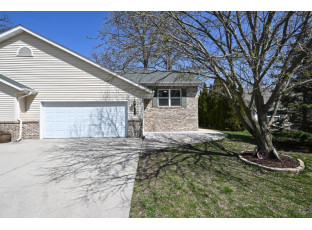 472 Park Place Kewaskum, WI 53040