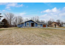 3200 San Juan Trail, Brookfield, WI 53005-7610