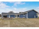 3200 San Juan Trail, Brookfield, WI 53005-7610