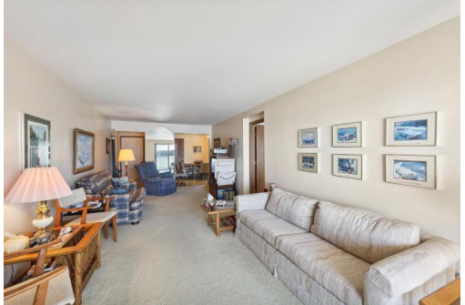 2501 South Browns Lake Drive B11, Burlington, WI 53105-7994