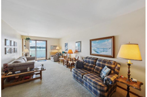 2501 South Browns Lake Drive B11, Burlington, WI 53105-7994