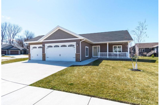 232 Marie Drive, Holmen, WI 54636