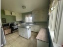 10335 West Woodward Avenue, Wauwatosa, WI 53222-2361