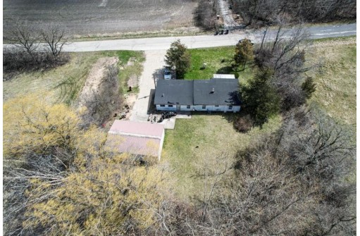 W290S6299 Holiday Road, Waukesha, WI 53189