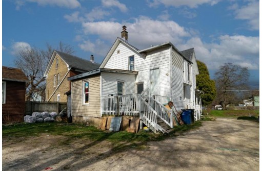 1126 Lasalle Street, Racine, WI 53404