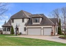 W216N5210 Golfview Drive, Menomonee Falls, WI 53051-6264