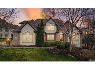 W216N5210 Golfview Drive Menomonee Falls, WI 53051-6264