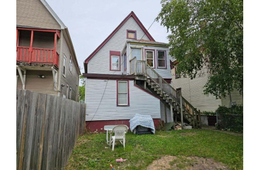 1947 North 37th Street, Milwaukee, WI 53208-1802