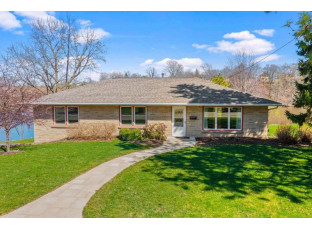 110 Riverview Heights Mayville, WI 53050