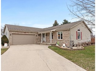 810 Sequoia Court Manitowoc, WI 54220