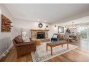 1957 River Park Court, Wauwatosa, WI 53226-2840
