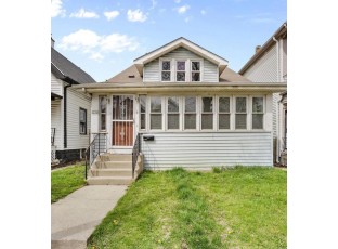 3722 West Scott Street Milwaukee, WI 53215-1404