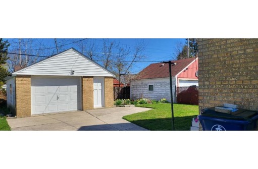 2408 Mitchell Street, Racine, WI 53403