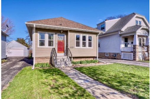 2154 South 90th Street, West Allis, WI 53227-1624