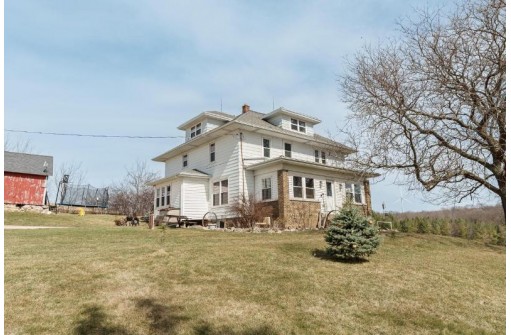 W2132 County Road Ay, Iron Ridge, WI 53035-9733