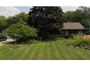 250 Manor Court, Brookfield, WI 53005-6332