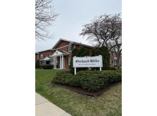 3119 South 122nd Street 18 West Allis, WI 53227-3871