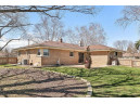 1345 West Lois Lane, Oak Creek, WI 53154-5508