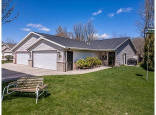 4918 Treeline Terrace Sheboygan, WI 53081-3064