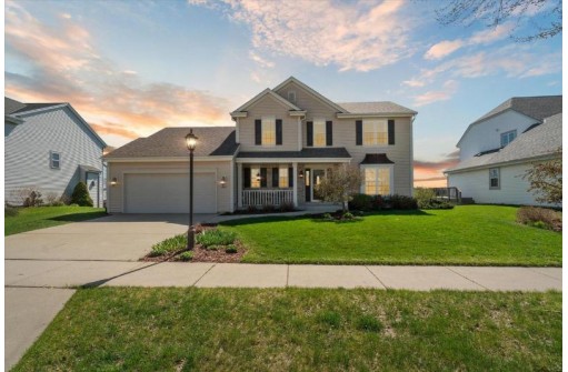 4047 Stillwater Circle, Waukesha, WI 53189