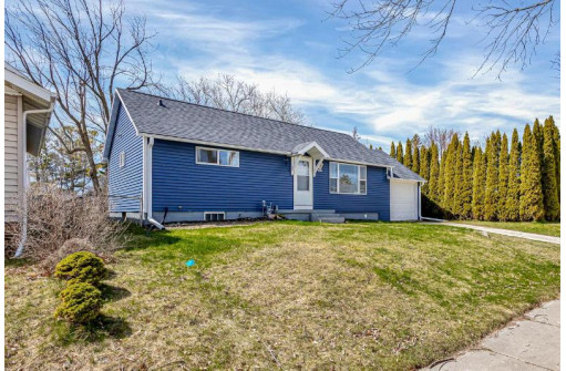 3208 North 12th Street, Sheboygan, WI 53083