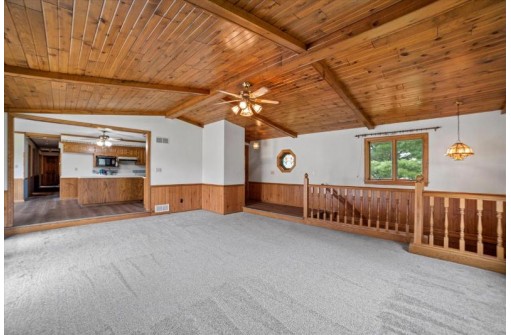 8710 Caldwell Road, Mukwonago, WI 53149-8920