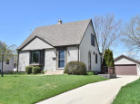 8702 West Boone Avenue West Allis, WI 53227-3428