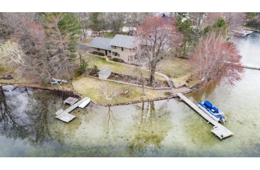 N2298 Country Lane, Waupaca, WI 54981-9529