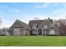 353 Ironstone Court, Cedarburg, WI 53012-8000