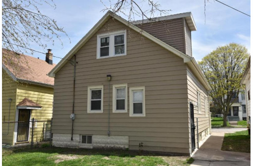 3951 North 14th Street, Milwaukee, WI 53206-2906