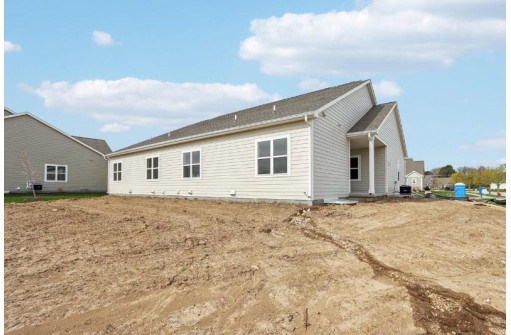 793 Bridlewood Drive, Hartford, WI 53027