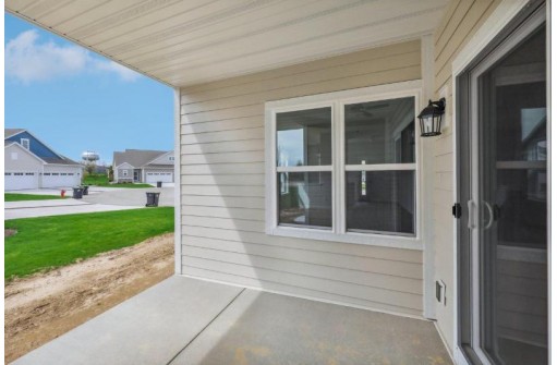 795 Bridlewood Drive, Hartford, WI 53027