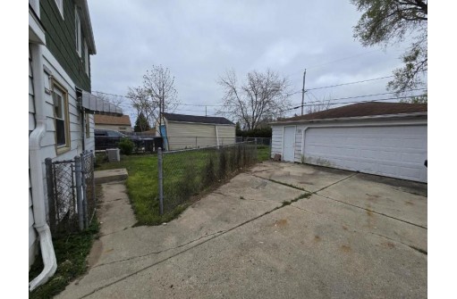 1307 Sherman Avenue, South Milwaukee, WI 53172-3507