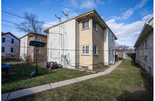 9013 West Hampton Avenue 9015, Milwaukee, WI 53225