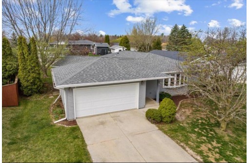 1716 Ashby Court, Sheboygan, WI 53081-8400