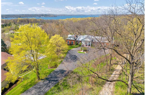 N2441 Snake Road, Lake Geneva, WI 53147