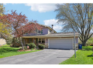 S67W13375 Fennimore Court Muskego, WI 53150-3338