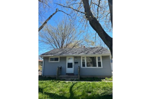 5722 North 64th Street, Milwaukee, WI 53218